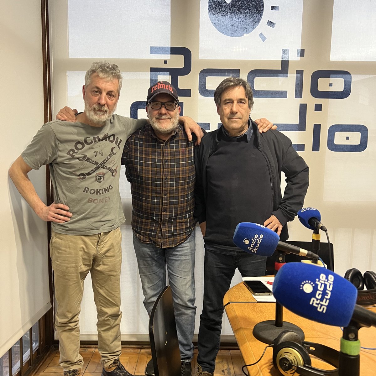 📻 𝐏𝐨𝐝𝐜𝐚𝐬𝐭 | Plaza Mayor
📅 13/02/26

🎙️ Hoy hemos hablado del ZapatON Festival con Marta Martín, profesora de uno de los ciclos, y hemos escuchado la entrevista realizada por Juanjo Martínez a varios componentes de La Burla.

🔗 Audio: radiostudio88.com/articulo/podca…