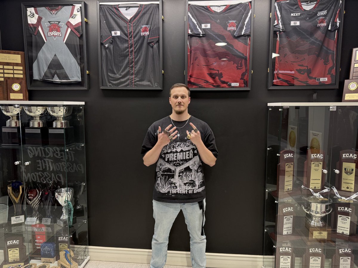 J0NNYB0YR's tweet image. Spring 2025 Season was crazy 

5 Last season, 7 in total💍

#bringthepassion