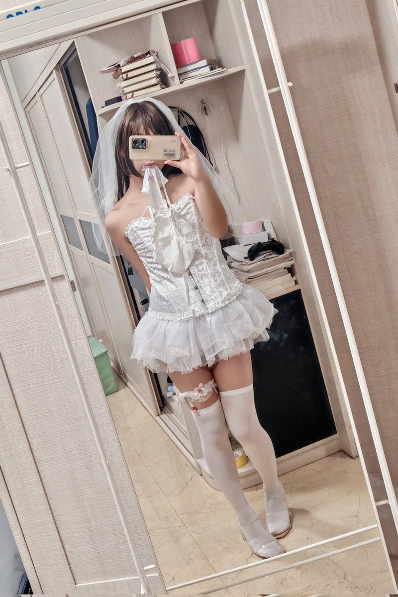 情人节也没人找主包，复活一下喵
#雌堕 #花嫁 #白丝 #男娘 #sissy