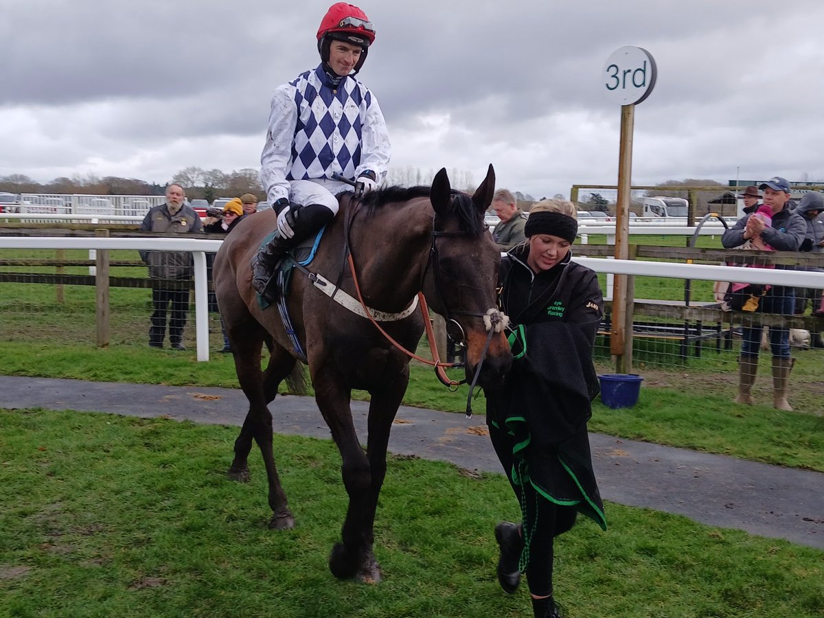 Graham Clark tweet media