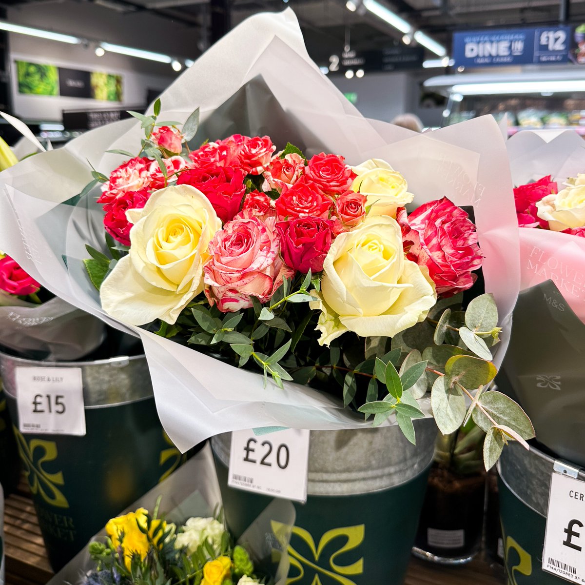 Rushden Lakes 🌊 tweet media