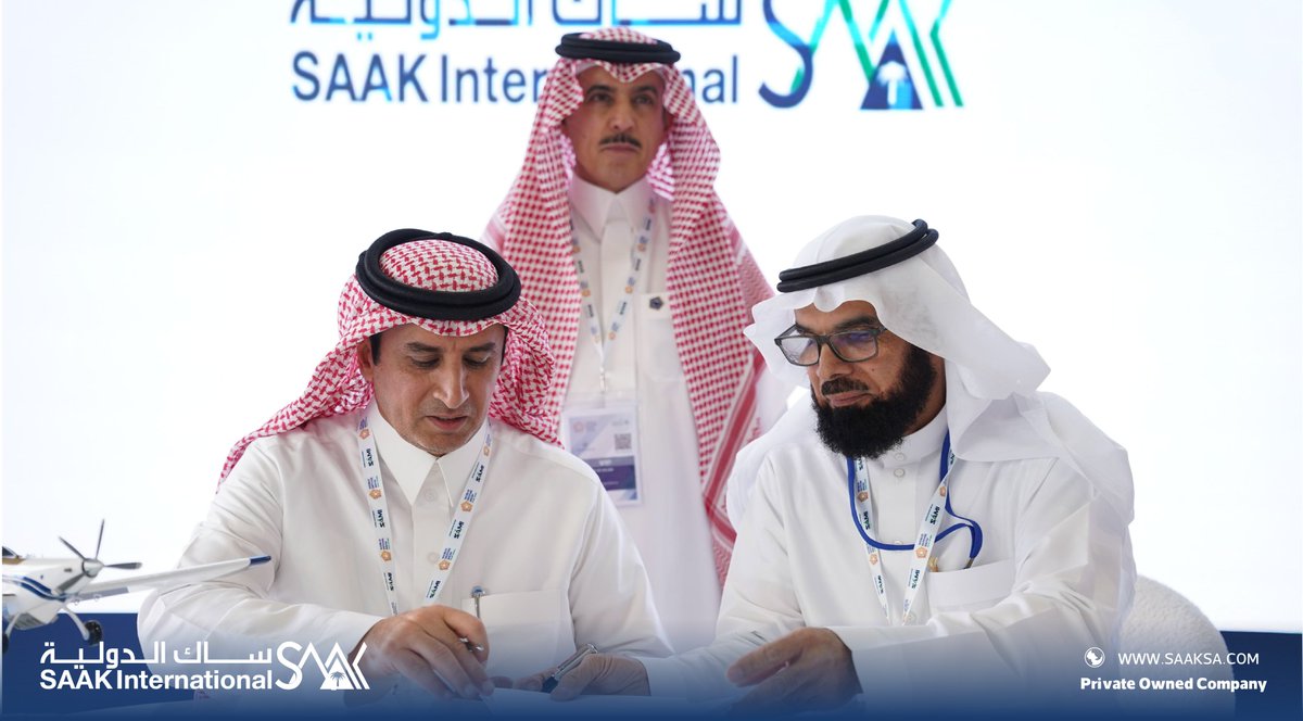 وقّعت ساك الدولية اتفاقية شراكة استراتيجية مع شركة تقنية الطائرات المتطورة (AAT) في مجال تشغيل وصيانة الأنظمة الجوية داخل المملكة العربية السعودية، وذلك بحضور رئيس مجلس الإدارة لساك الدولية مشعل بن خالد بن حثلين <a href="/mkhethlain/">مشعل بن خالد بن حثلين</a>، والرئيس التنفيذي لشركة تقنية الطائرات المتطورة أحمد آل