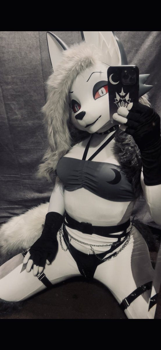 Lovely_Esdee tweet media