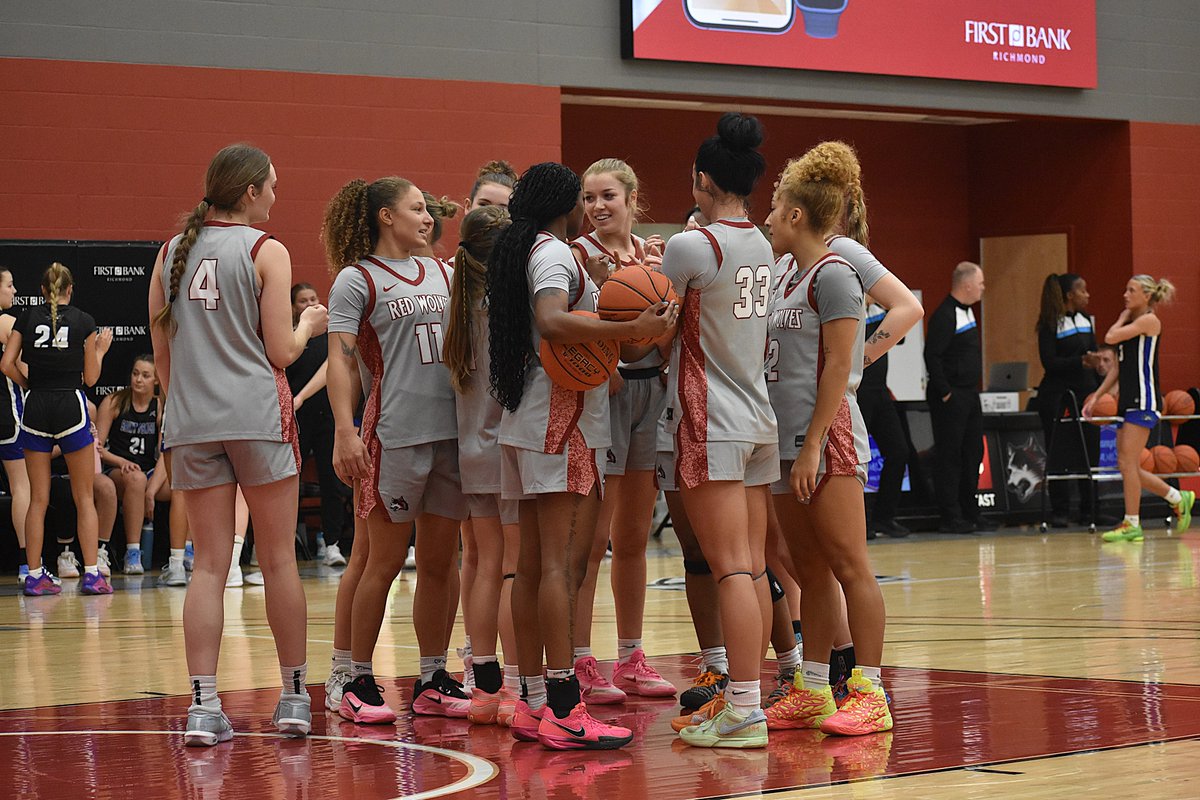 IU East Red Wolves tweet media