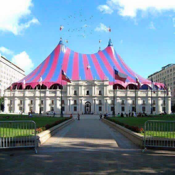 Gracias a Dios se acaba este circo de mierda, corruptos y mentirosos.