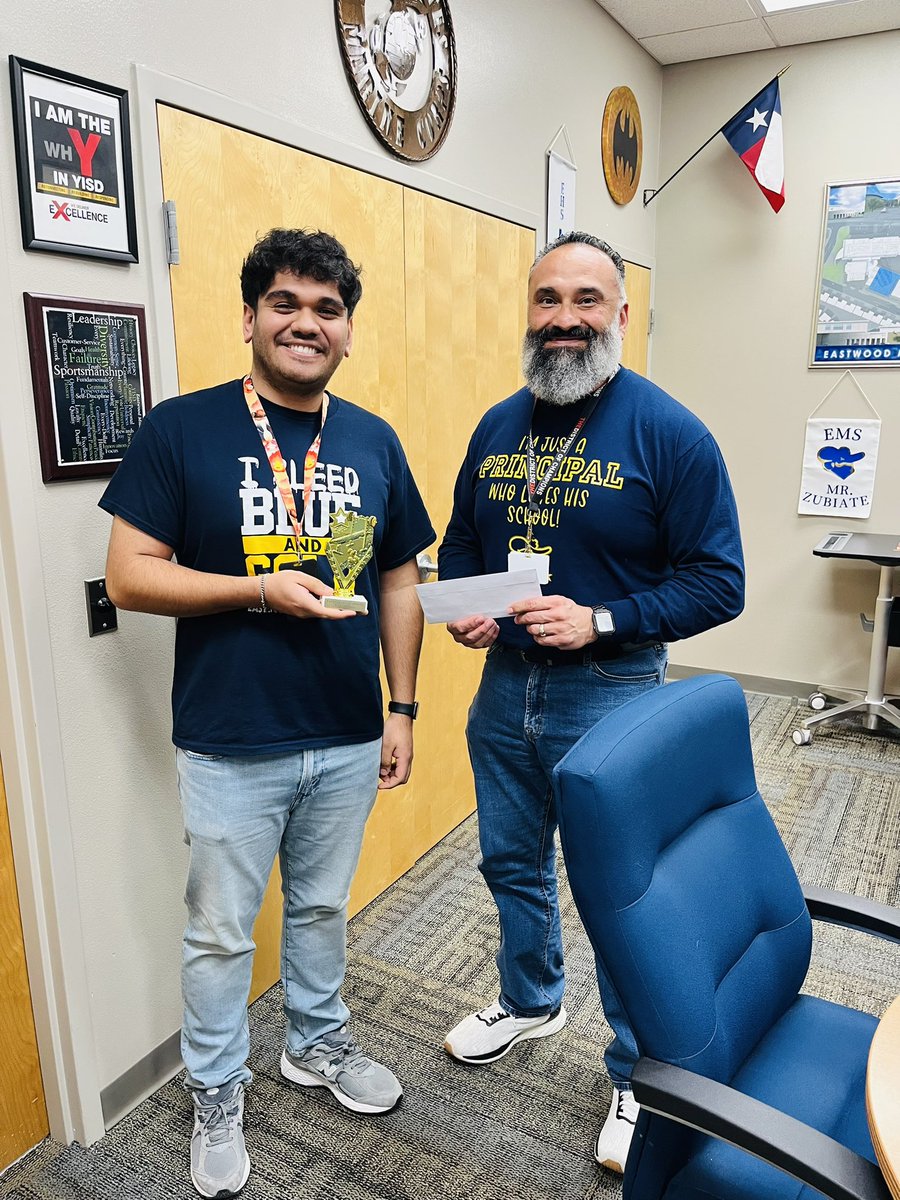 EMS_Raiders's tweet photo. Congratulations and kudos to our faculty and staff members of the month, Mr. Carrasco and Ms. Orozco! #MakingGainsPrioritizingALL https://t.co/0QB4lTAcEG