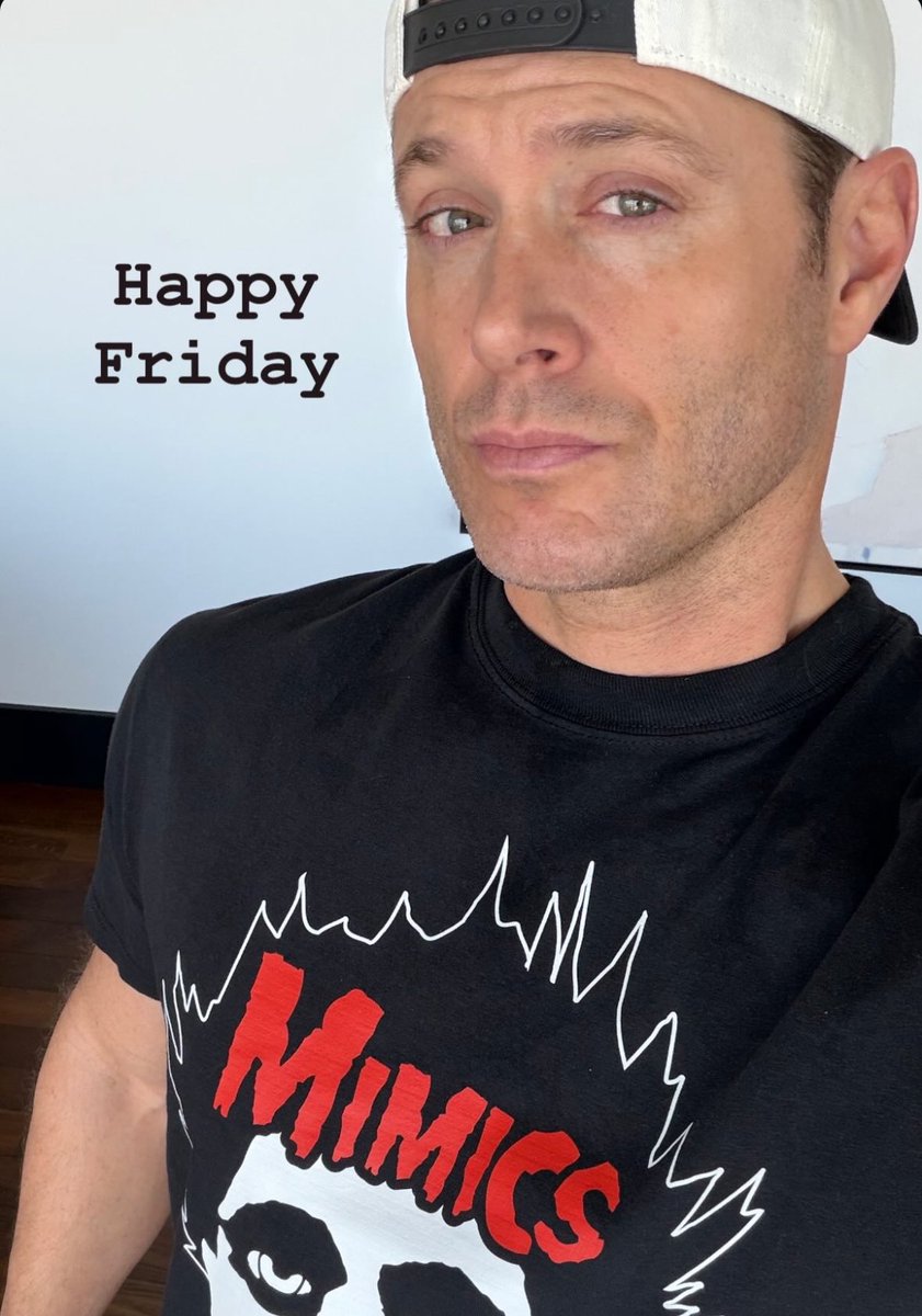 TheLadyMorganah's tweet photo. HAPPY FRIDAY TO YOU JENSEN GORGEOUS ACKLES https://t.co/hxAW98YeZO