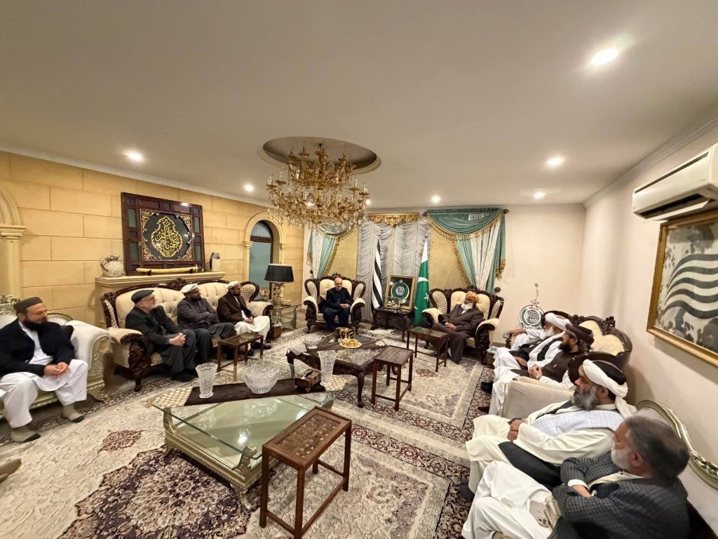 Maulana Atta ul Haq Darvish tweet media