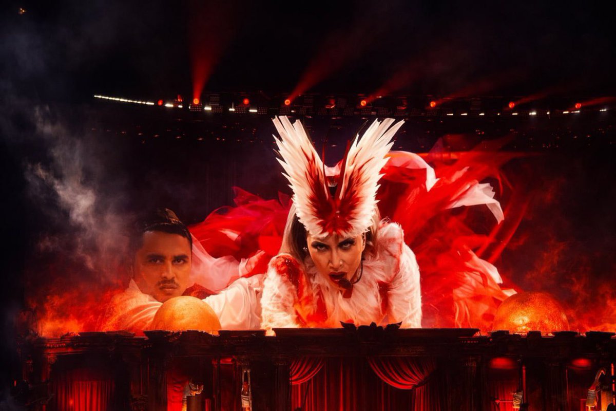 “THE MAYHEM BALL” — Official Boxscores:

• Las Vegas: $11,094,860 / 44,530 tickets (3 shows)
• San Francisco: $10,424,203 / 40,656 tickets (3 shows)
• Inglewood: $15,388,147 / 54,809 tickets (4 shows)
• Seattle: $11,240,782 / 43,419 (3 shows)
• New-York: $27,108,989 / 81,585