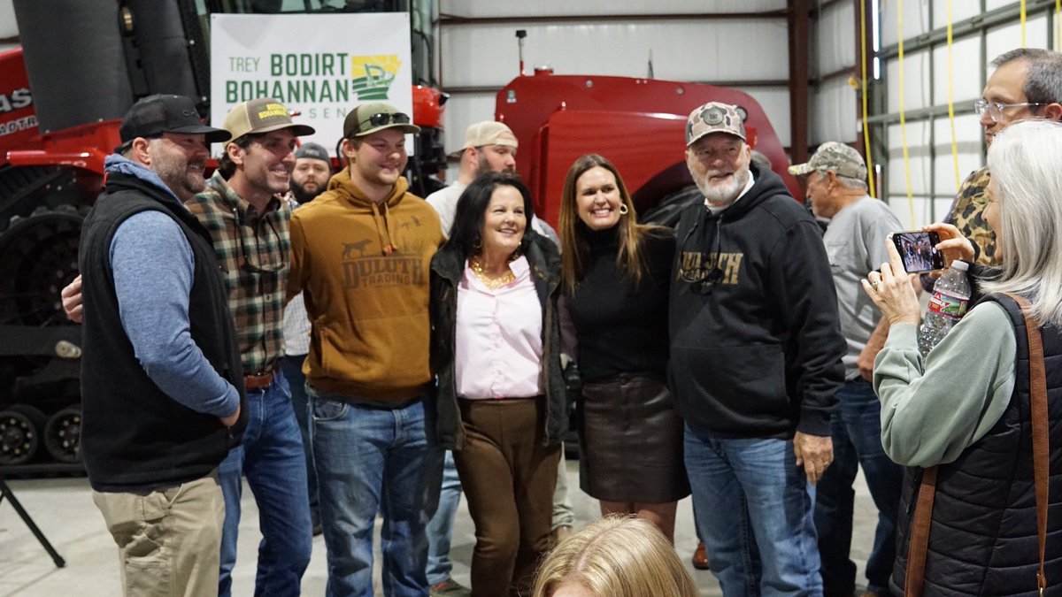 Sarah Huckabee Sanders tweet media