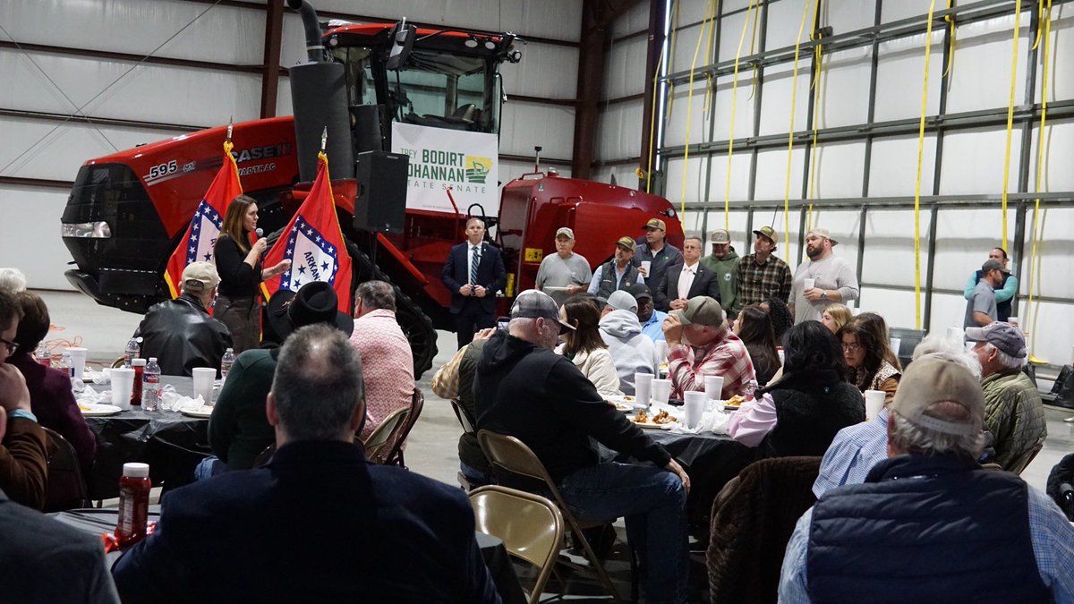 Sarah Huckabee Sanders tweet media