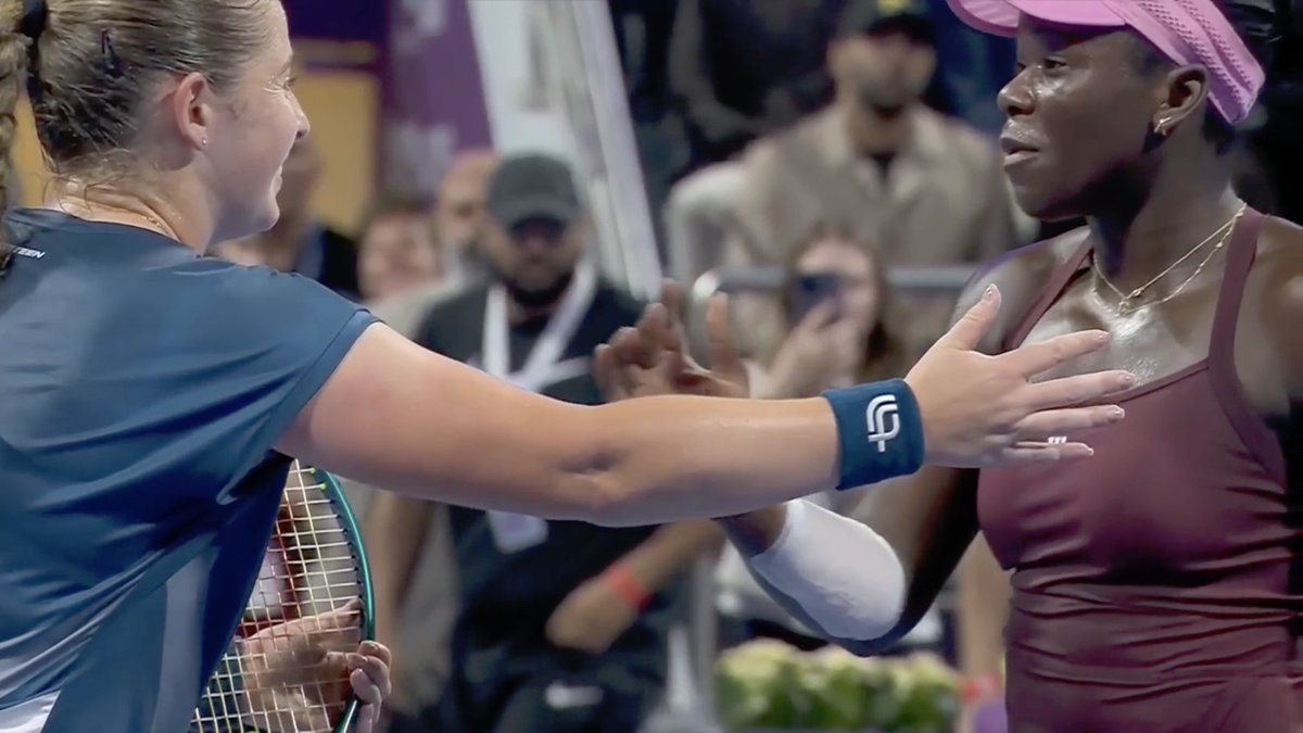 zoulfrae's tweet photo. Mboko wins over Ostapenko, 6-3, 6-2 in the #DohaOpen semifinals. Nice hug after the match too. https://t.co/lxAOjkkRRm