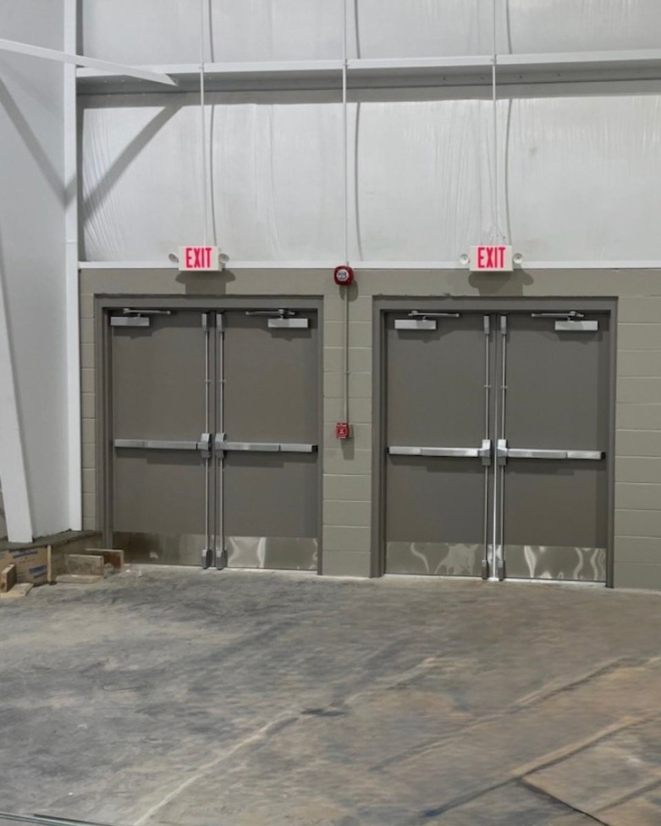 Holmaninc tweet media