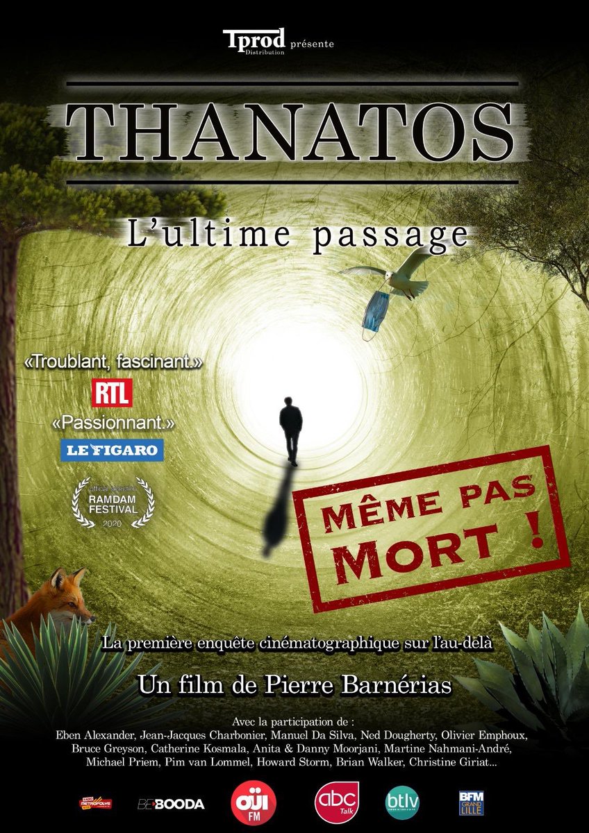 BarneriasPierre's tweet photo. A quand la mort de la peur ?
Car si personne ne peut échapper à la mort, même les transhumanistes les plus fêlés, on peut tous échapper à la peur. Pas les peurs naturelles, engendrées par les soubresauts de la nature, mais les peurs fabriquées par l’homme, les peurs made in human, 100 % humain, 100 % malins. Toutes les guerres viennent d’elles. Notre cher président, pour qui nous sommes toujours en guerre depuis 2020, connaît parfaitement la partition.
Alors rêvons un peu !
Et si, dès la naissance, on nous apprenait à ne pas craindre la mort ?
Si cette réalité inévitable n’était plus un frisson à refouler, mais une étape naturelle de la vie ?
Imaginons une société où la peur de disparaître ne guiderait plus nos choix, nos obéissances, nos soumissions. Vous imaginez ? Poursuivons.
Où les gouvernements, les institutions ne pourraient plus manipuler par la menace ultime.
Tout ce qu’ils font aujourd’hui repose sur la peur.
Si cette peur s’effondrait, leur emprise perdrait son pouvoir.
Le pouvoir devrait convaincre autrement. Inspirer. Élever.
Aujourd’hui, on nous éduque à produire, à performer, à optimiser.
Mille compétences, mille défis.
Et personne ne nous prépare à mourir.
Comme si la fin de la vie était une honte, un secret à redouter, au lieu d’être une expérience à apprivoiser.
Pourtant, elle nous attend tous. Implacable. Universelle.
Et si les récits de mort imminente, ces témoignages que l’on écarte comme des anecdotes, étaient des fenêtres sur ce que la peur nous empêche de voir ?
C’est exactement ce que j’ai voulu montrer dans mon film Thanatos, sorti juste un mois avant le Covid et qui remplissait les salles sous les yeux stupéfaits des exploitants de cinéma. Ce film était une invitation à affronter la fin avec curiosité et sérénité, à apprendre à vivre sans l’ombre paralysante de la peur. Il a été stoppé net par le confinement, par la peur. Salles fermées. La peur peut tourner à plein régime.
Car si on pouvait se préparer à mourir, on peut sans aucun doute affronter le prochain virus en cours de fabrication, la prochaine crise, sans se laisser paralyser. Rien ne s’arrête, mais nous, on peut rester debout.
Apprendre à accueillir la mort ne signifie pas la désirer, ni se précipiter vers elle.
Cela signifie juste vivre sans son ombre paralysante.
Pleinement. Responsable. Conscient.
Une société sans peur de la mort serait plus courageuse. Plus libre.
Moins obsédée par l’accumulation. Moins fragile face aux menaces.
Elle ne serait pas invincible. Mais elle serait intense. Authentique. Humaine dans sa profondeur.
Alors… si la peur de la mort disparaissait, que refuserions-nous enfin d’accepter ?
Quelles pressions choisirions-nous de ne plus subir ?
Quels moments déciderions-nous de vivre pleinement, sans jamais laisser la peur décider à notre place ?
Vivre. Maintenant. Sans attendre.

Si ce texte vous parle, allez jusqu’au bout.
Commandez Thanatos.
Regardez-le et faites vous votre propre expérience.

https://t.co/Zflp6NJPBZ.