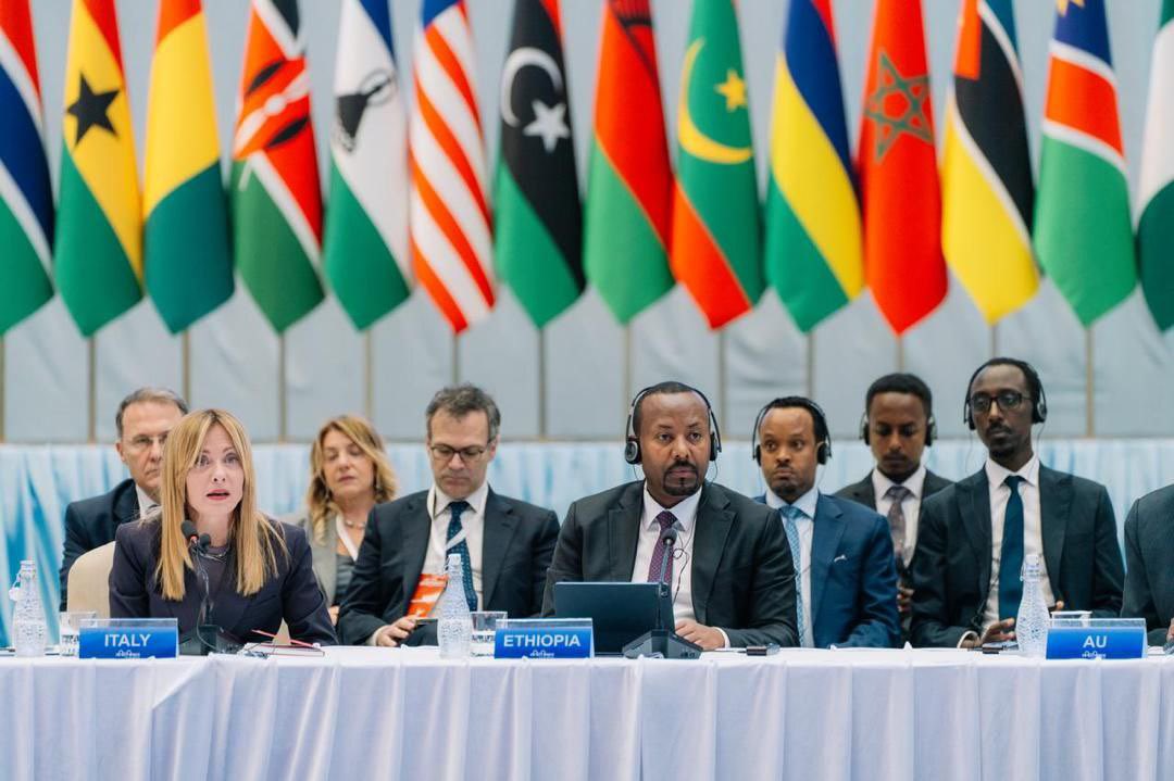NatnaelMekonne7's tweet photo. ይህን ጉባዔ በአዲስ አበባ ስናስተናግድ፤ ከጣሊያን፣ ከአፍሪካውያን ወንድሞቻችንና እህቶቻችን፣ እንዲሁም ስትራቴጂያዊ ውይይቶችን ወደተጨባጭ የልማት ውጤቶች ለመለወጥ ቁርጠኛ ከሆኑ ሁሉም አጋሮች ጋር ለመሥራት ያለንን ዝግጁነት በድጋሚ እናረጋግጣለን!

ጠቅላይ ሚኒስትር ዶ/ር አብይ አህመድ @AbiyAhmedAli