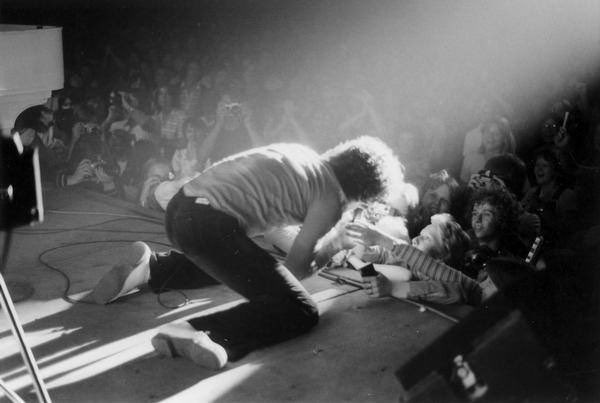 Burton Cummings tweet media