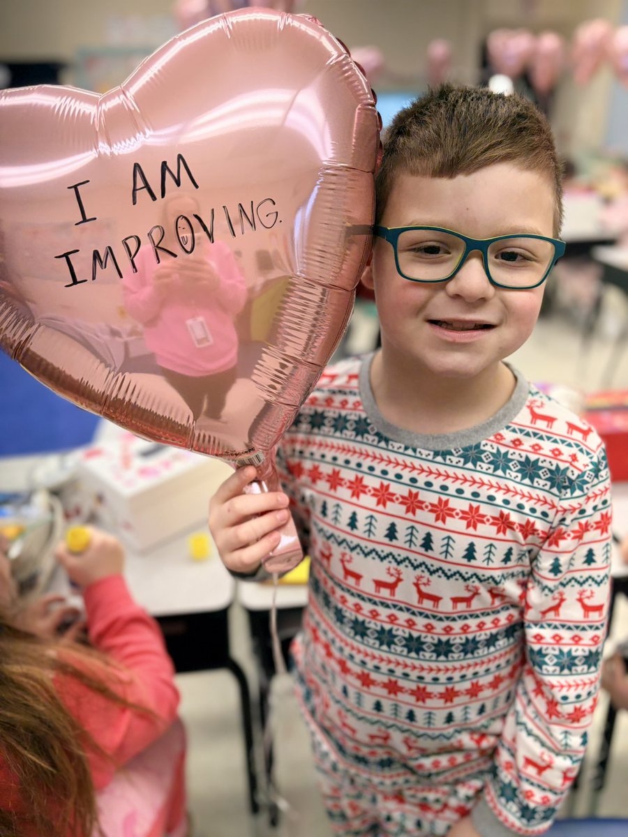 Lauren Larson tweet media