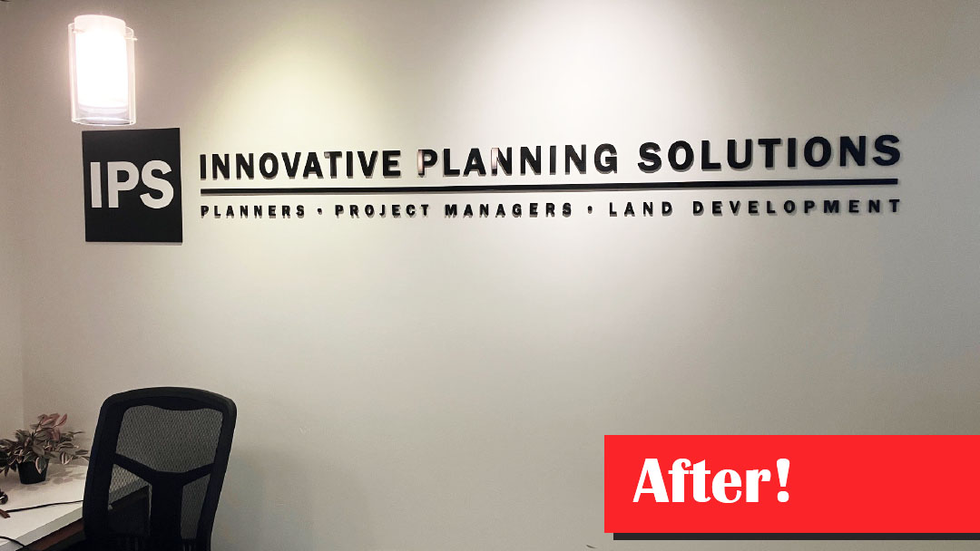 SpeedproBarrie's tweet photo. Innovative Planning Solutions asked us to help with their branding in their new office.  Behind the desk, we installed their name and logo using cut acrylic. We then applied an alternate logo to the doors by cutting it out of frosting, and added a decal to the facade of the desk. https://t.co/cP99f0o31d