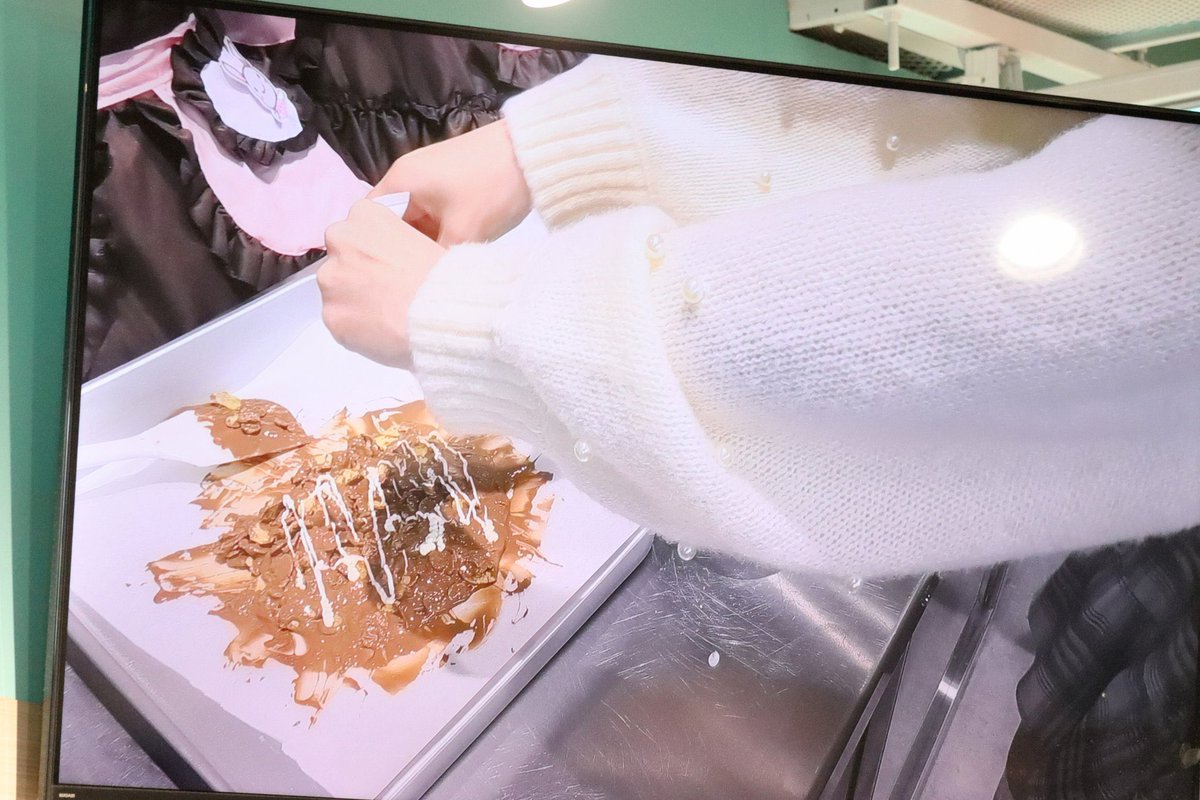 うちらのチームのチョコ
どうしてもお好み焼きにしか見えない