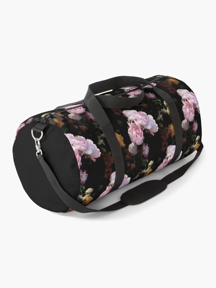 jo_artbyjwp's tweet photo. Carry some serious baggage from the gym to work to travel with this roomy classic @redbubble duffle bag that features a vintage pattern with roses by ARTbyJWP
https://t.co/ueB8EKSY23
#bags #dufflebags #travelbags #redbubble #ShopNow https://t.co/h2cZuZnsGr