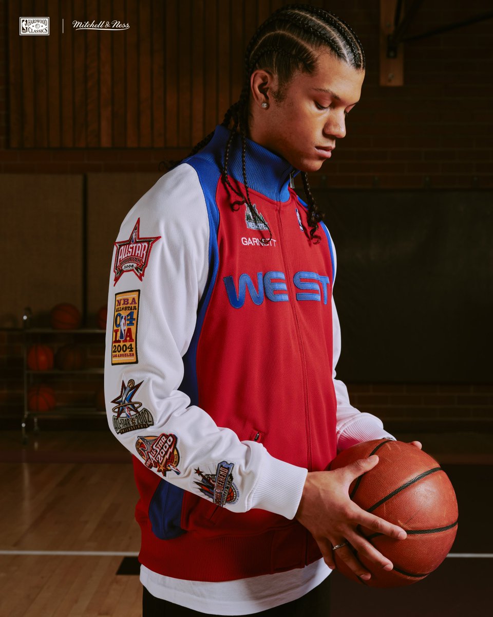 Mitchell & Ness tweet media