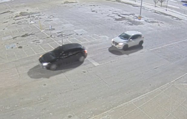 SHOOTING UPDATE: <a href="/HaltonPolice/">Halton Police</a> Major Crime Bureau requesting public’s assistance to identify -dark coloured compact SUV/occupants observed in close proximity of parking lot fatal shooting at Burlington Centre mall on Monday Feb 9, approx 10pm. Any info call police 905- 825- 4776.