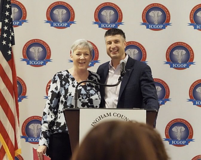 Tom Barrett tweet media