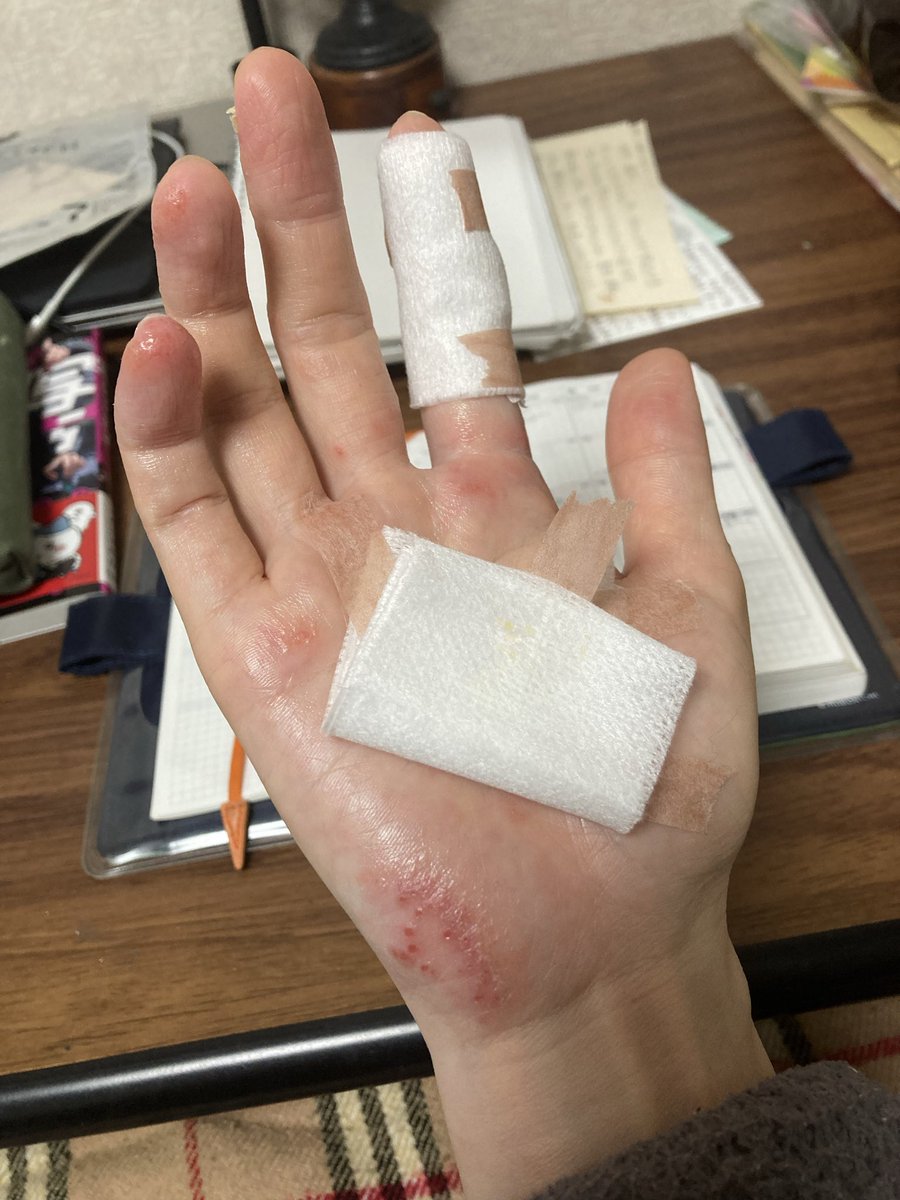千葉ちとら tweet media