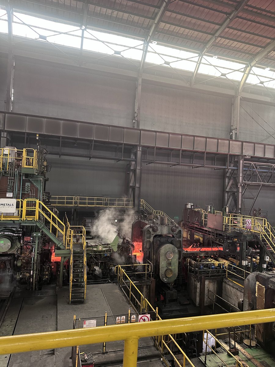 Mario Valencia tweet media