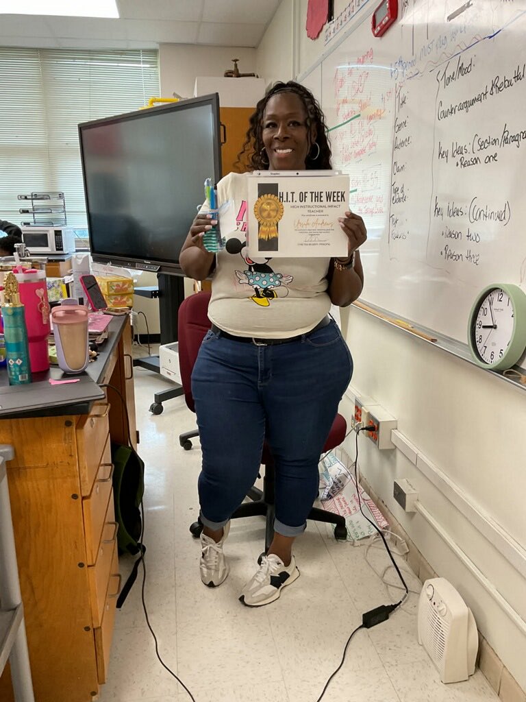 Boude Storey Middle School tweet media