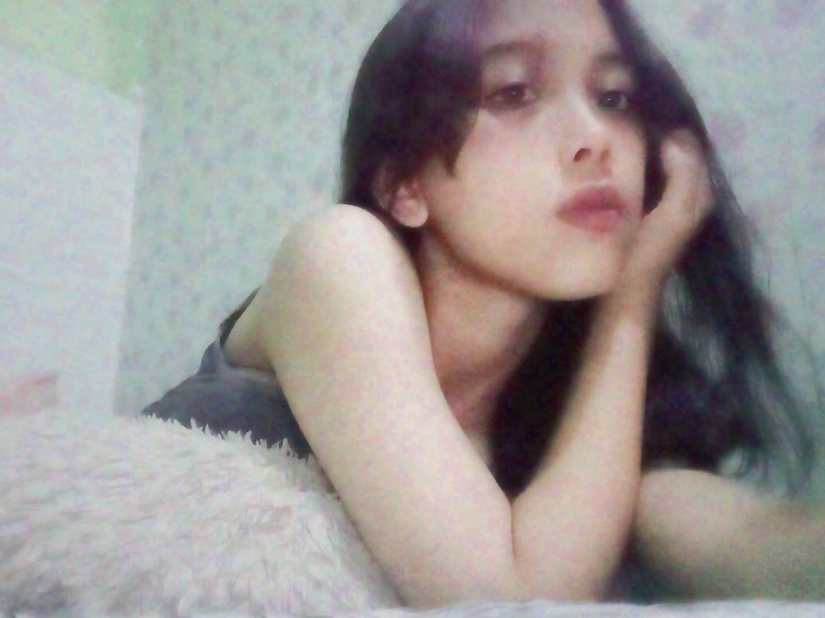 nanaskuda's tweet photo. owch ternyata foto ini sudah 4 tahun lalu https://t.co/2gtI77QOhH