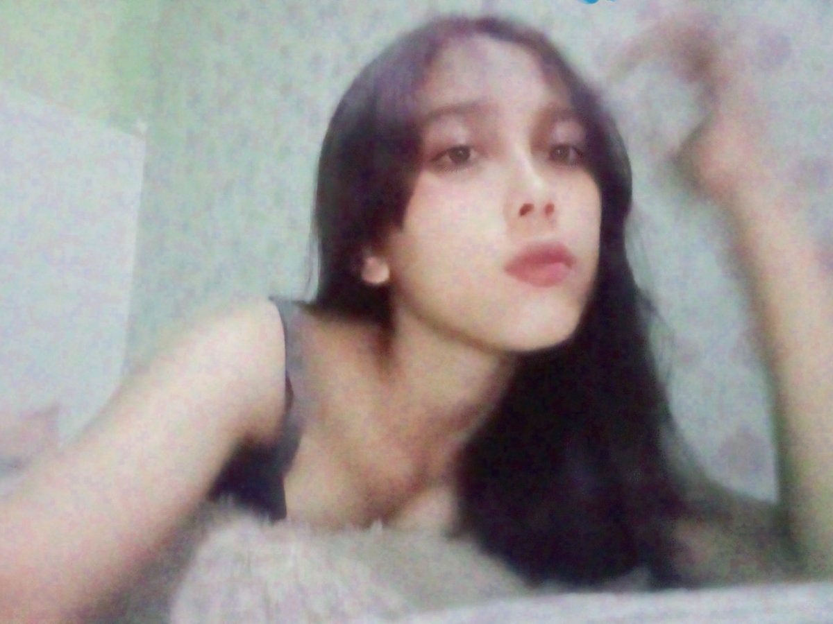 nanaskuda's tweet photo. owch ternyata foto ini sudah 4 tahun lalu https://t.co/2gtI77QOhH