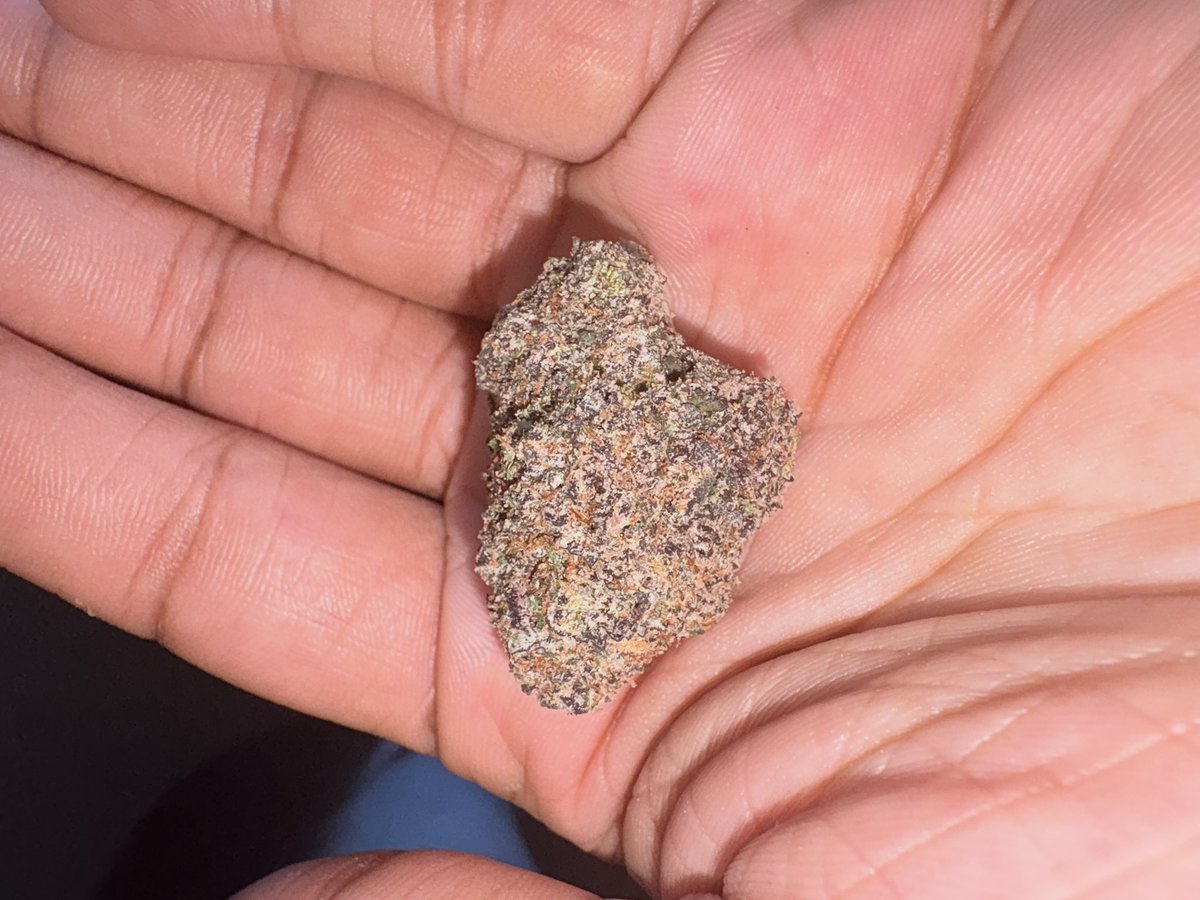 yaboiigotitall1's tweet image. 🍭🍬⛽️ Don’t Call If U Skinny This Not Street Weed #Supercandy