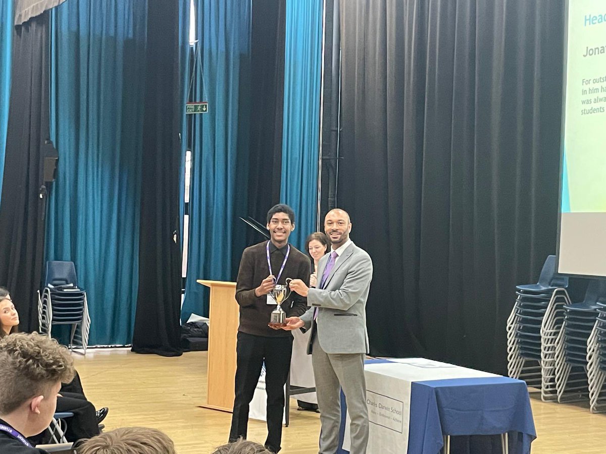 CharlesDarwinSchool tweet media