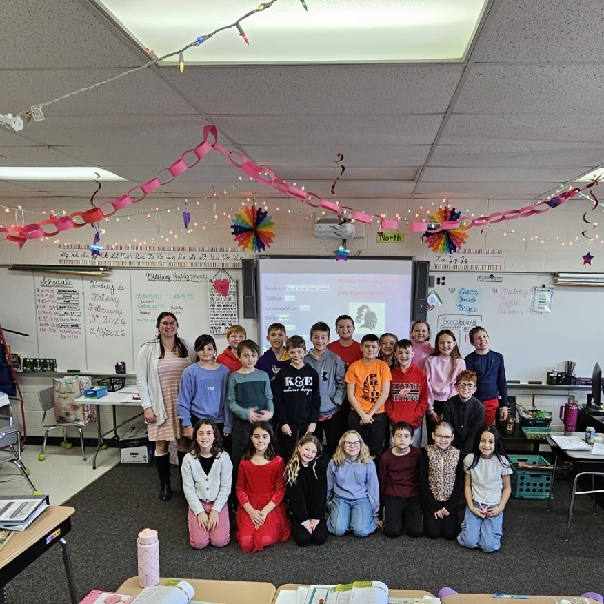 Congrats to the top readers from the PTO Read-A-Thon including the top class...Mrs. Post's 4th grade class!

#BeABlackKnight