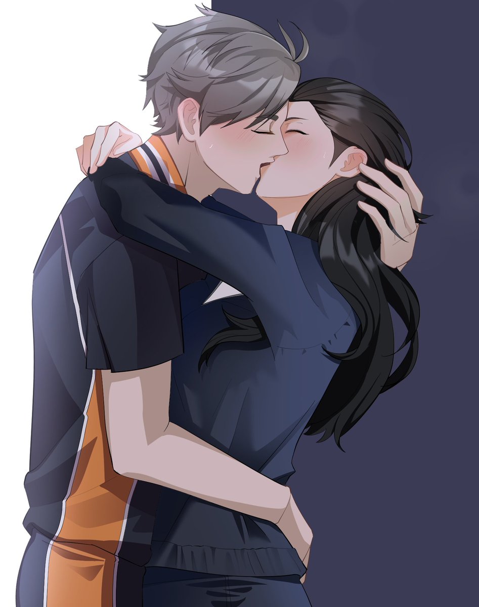 Char 🌙 🎹 tweet media