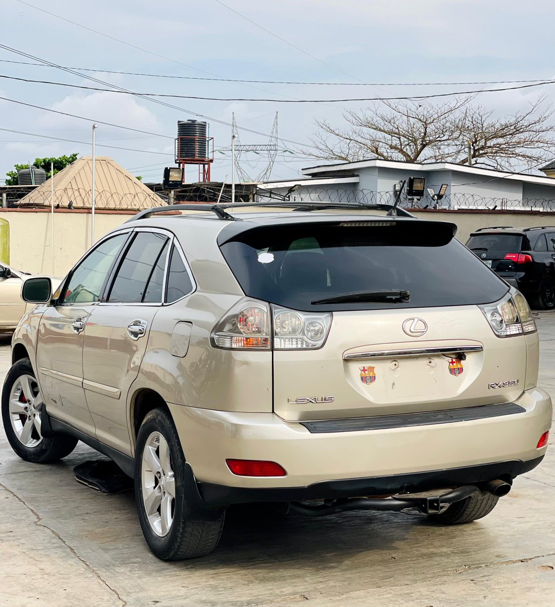Available 🔥🔥🔥🔥🔥
Premium 2008 Lexus Rx350
Registered 

10.5 million