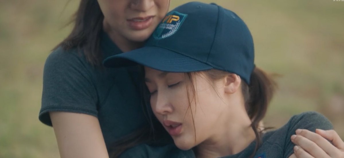 im so obsessed with them

HEART CODE EP1-2
#สืบลับจับใจEP1_2