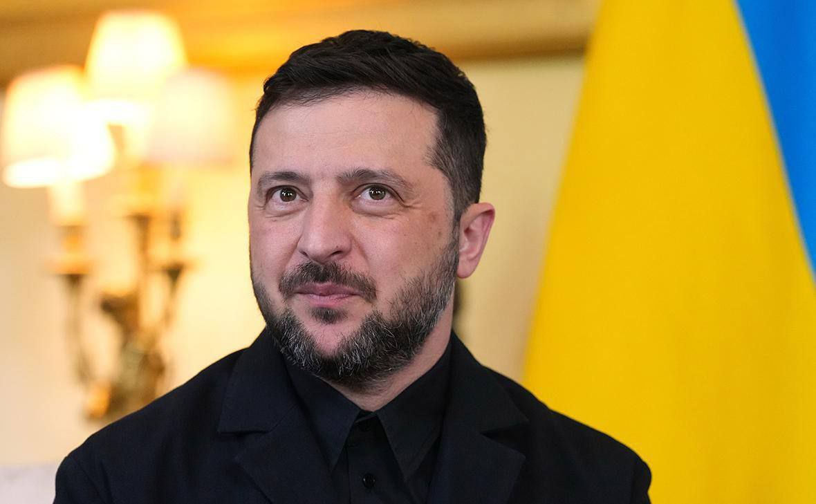 ‼️🇺🇦🇷🇺
J'ai une bonne nouvelle pour vous les pro-russes...Zelensky envisage très sérieusement de se représenter aux prochaines élections...🤣🤣🤣😎⬇️

Zelensky est à 99 % déterminé à briguer un second mandat présidentiel, — Radio NV