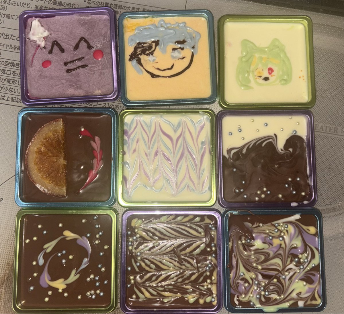 Arksan334's tweet photo. ハッピーバレンタイン！！！！！！！
ぽかふる三人衆チョコ作りました
久しぶりに作ったので温かい目で見てください
#てれふぁん 
#てれグラフィー
#アロー
#のだよー 
#えび天さんも隠れてる
#ハッピーバレンタイン
#HappyValentinesDay 
#HappyValentine https://t.co/HNR5ibCxGH