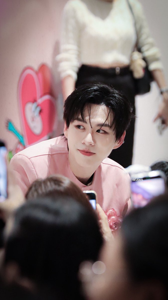 ❥・• พะพวย • ʙᴇᴠᴇʀɪs🌳⛅️ tweet media