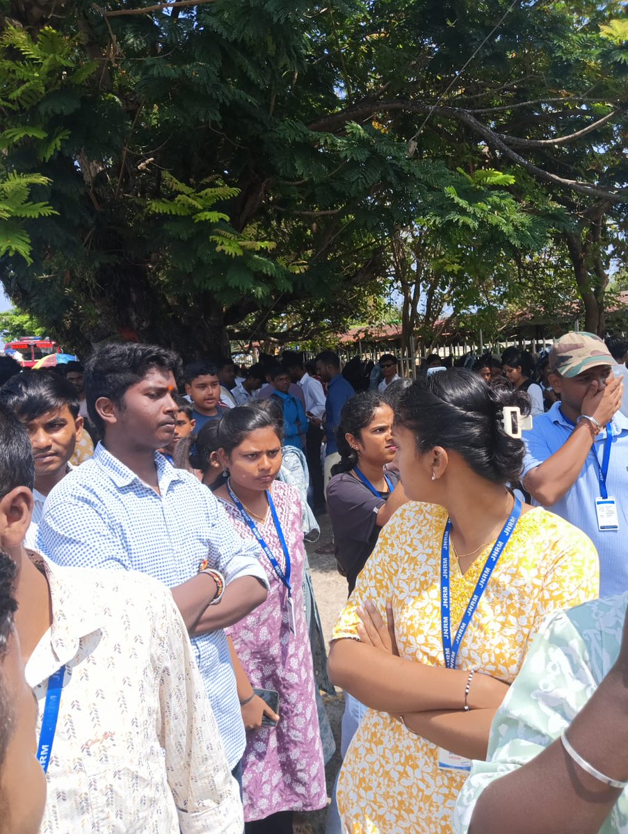 mknaseef09's tweet photo. Andaman student protests began on Feb 3 2026 against shifting colleges from Pondicherry University to the new deemed university NSCBIHL .Key concerns include degree recognition, potential fee increases and lack of proper infrastructure

Most students belong to poor or lower middle class families and depend heavily on affordable education.

Students demand permanent affiliation with Pondicherry University or the establishment of a full Central University for the islands

#CentralUniversityForAndaman #NoToDeemedUniversity #ProtectAndamanStudents #ContinuePondicherryAffiliation