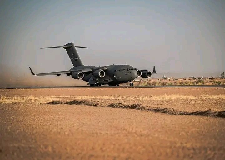 MaziCUmeh1's tweet photo. Panic as more USA military cargo flights keep landing in North East. So far, more than five USA Cargo flights ✈️ have landed in North within 24 hours. Maybe USA setting of base is in high gear now.

#Culled

#ChibuikemBiafraChild https://t.co/3YwpUTohwC