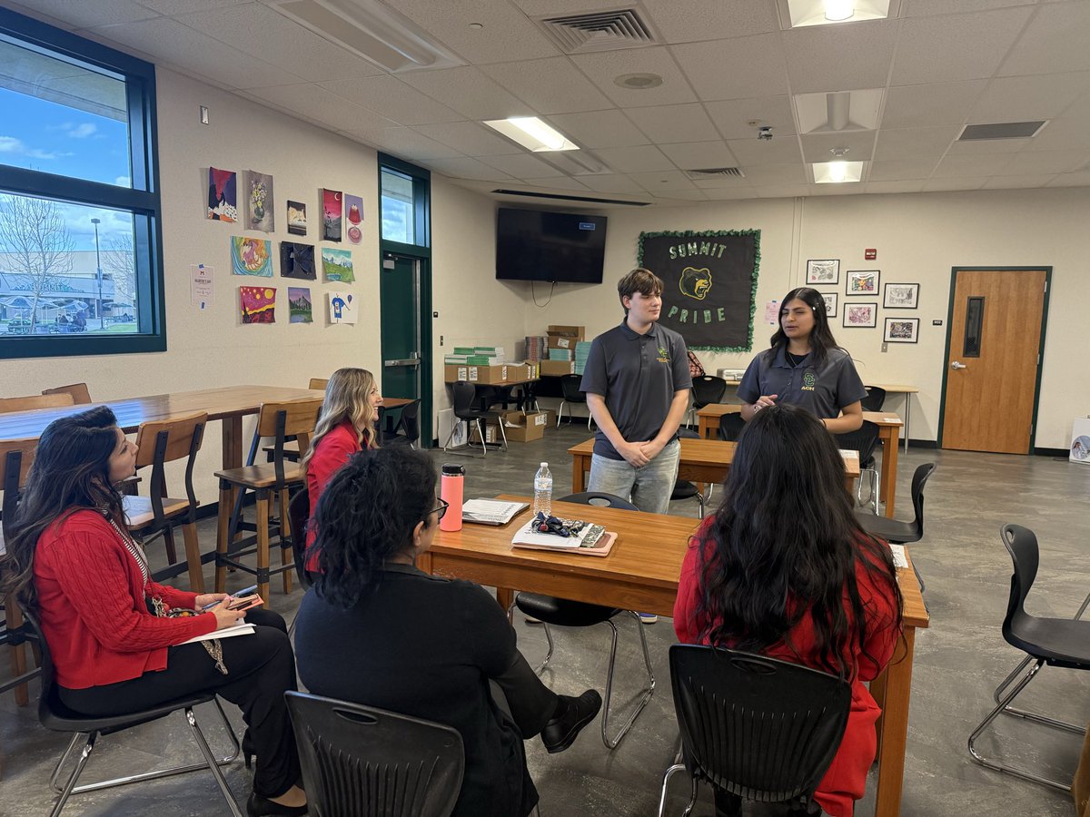 SUMMIT COLLEGIATE HIGH SCHOOL tweet media