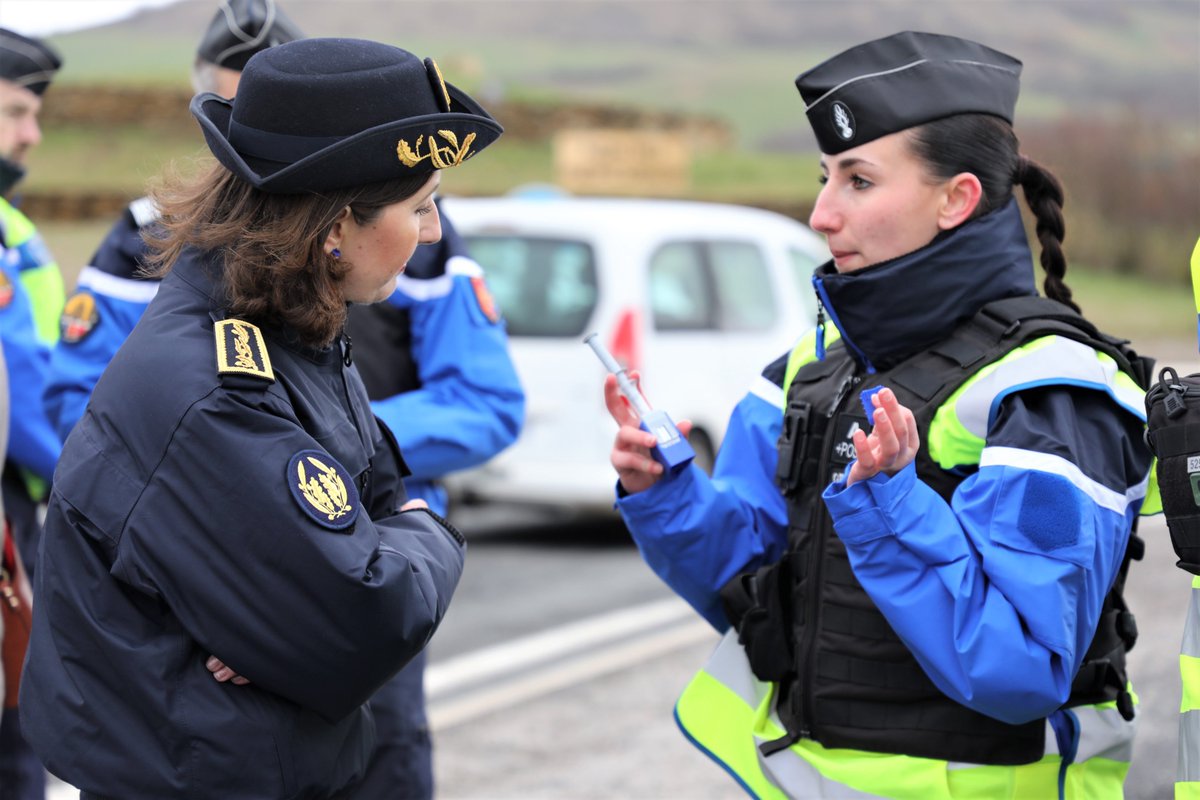 Préfète de l'Aveyron tweet media