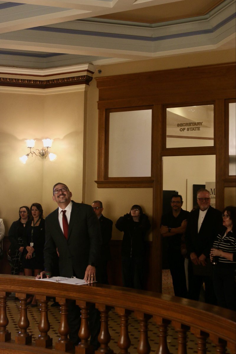 Happy (early) birthday, Arizona! 🌵🎉 Today, Secretary Fontes celebrated our Statehood Day by reading President Taft’s official proclamation in the Old Capitol building.