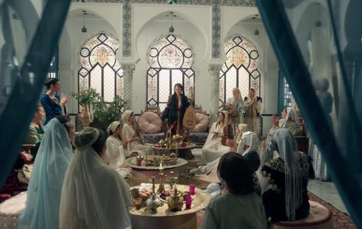 ماشاء الله مسلسل يحيي تاريخ وامجاد الجزائر، ياريت يكونو هكا خاصه في عصرنا الذهبي،وفي وقت الاستعمار ايضا