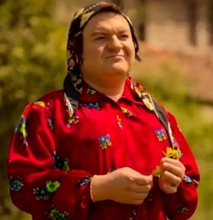 <a href="/lemarcaspors_/">Le Marca Sports</a> Adamı  misafir gelince çıkarılan nadide porselen tabağı muamelesi yapıyoruz aq ya