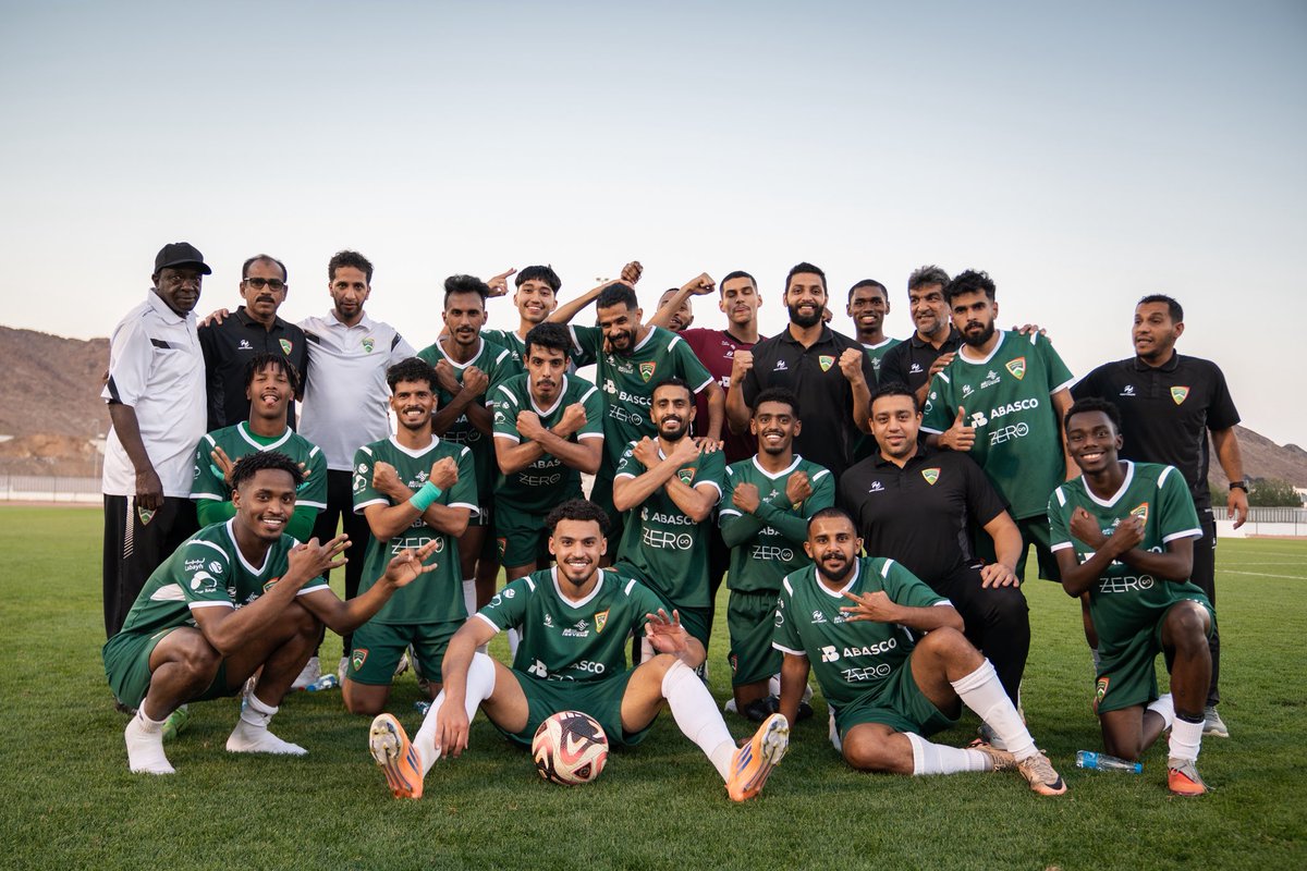alansarksa's tweet photo. مهما حصل مهما صار بنبقى معك يالأنصار 💚

#الأنصار_الجديد | #الأنصار_حقل https://t.co/sQLoZvET7e