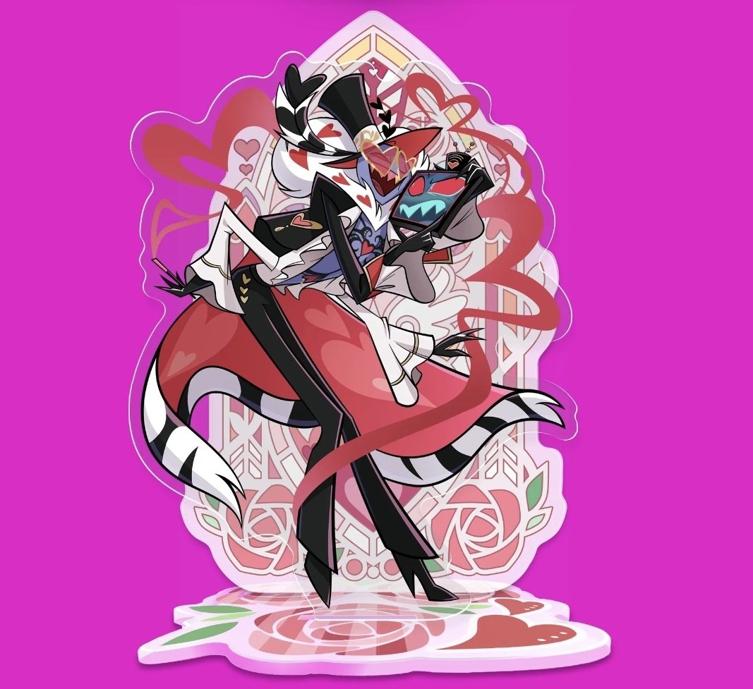 아니 진짜 개좋음 2년 연속 커플굿즈야 ㅠㅠㅠ 좀 싸웠다고 사이 절대 안깨지는거 개좋네 하 이게 복발이야 
발렌티노 찐으로 행복하게 웃고 있잖아